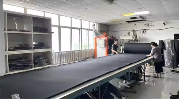 Deqing Fox Armour Co., Ltd. fabriek productielijn