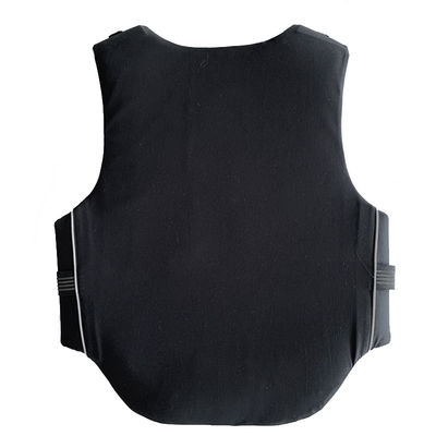 Polyester en EVA de perfecte combinatie voor een 1 kg beta-gecertificeerd paardenvest