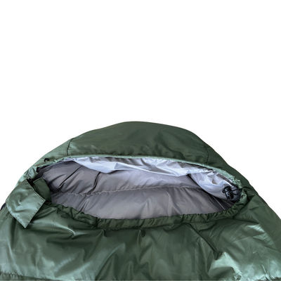 Groene Teryleen slaapzakken voor een probleemloze buitencamping