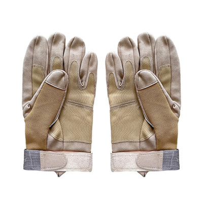 Seizoensgebonden khaki-handbescherming voor buitenactiviteiten in de winter