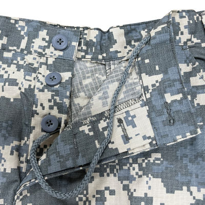 Gepersonaliseerd ademend sportuniform voor mannen met basisbeschermingsklasse en functie
